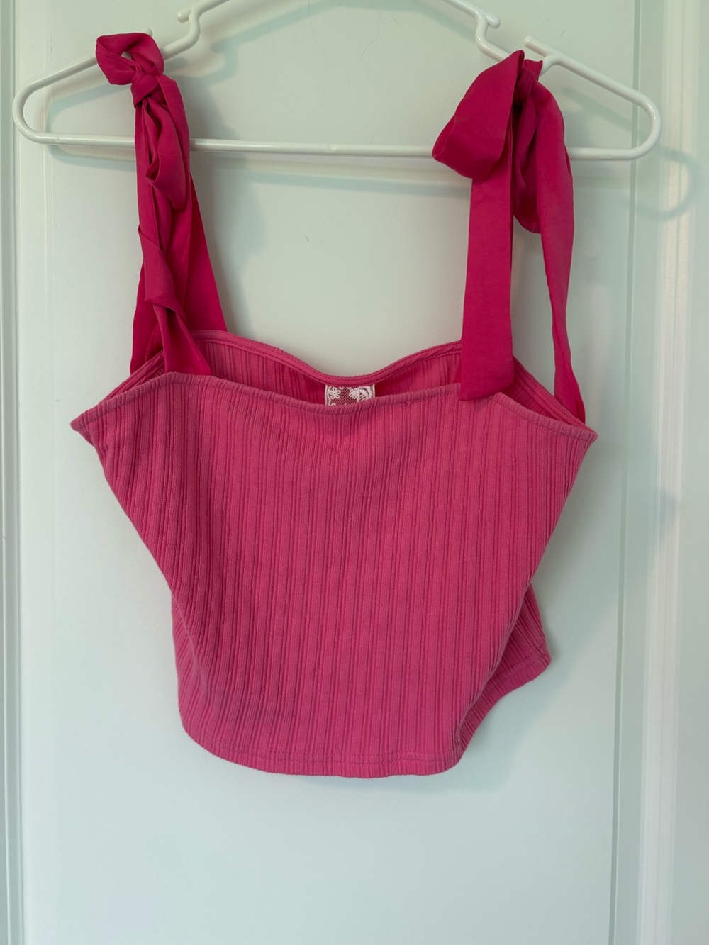Sadie & Sage Pink Crop Top w/ tie straps Lined- Large - NWT